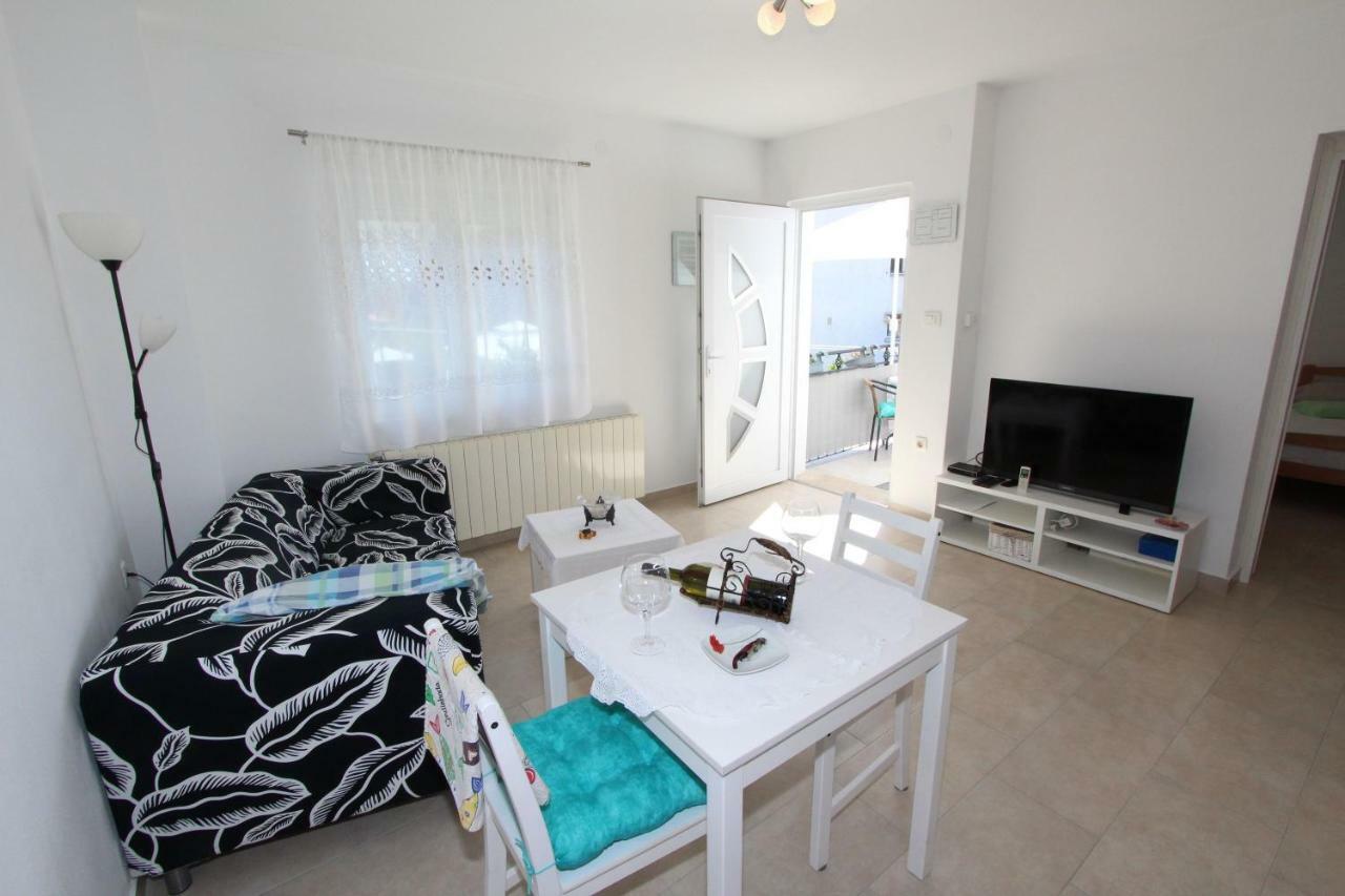 Apartment Diego & Fabio โรวีน ภายนอก รูปภาพ